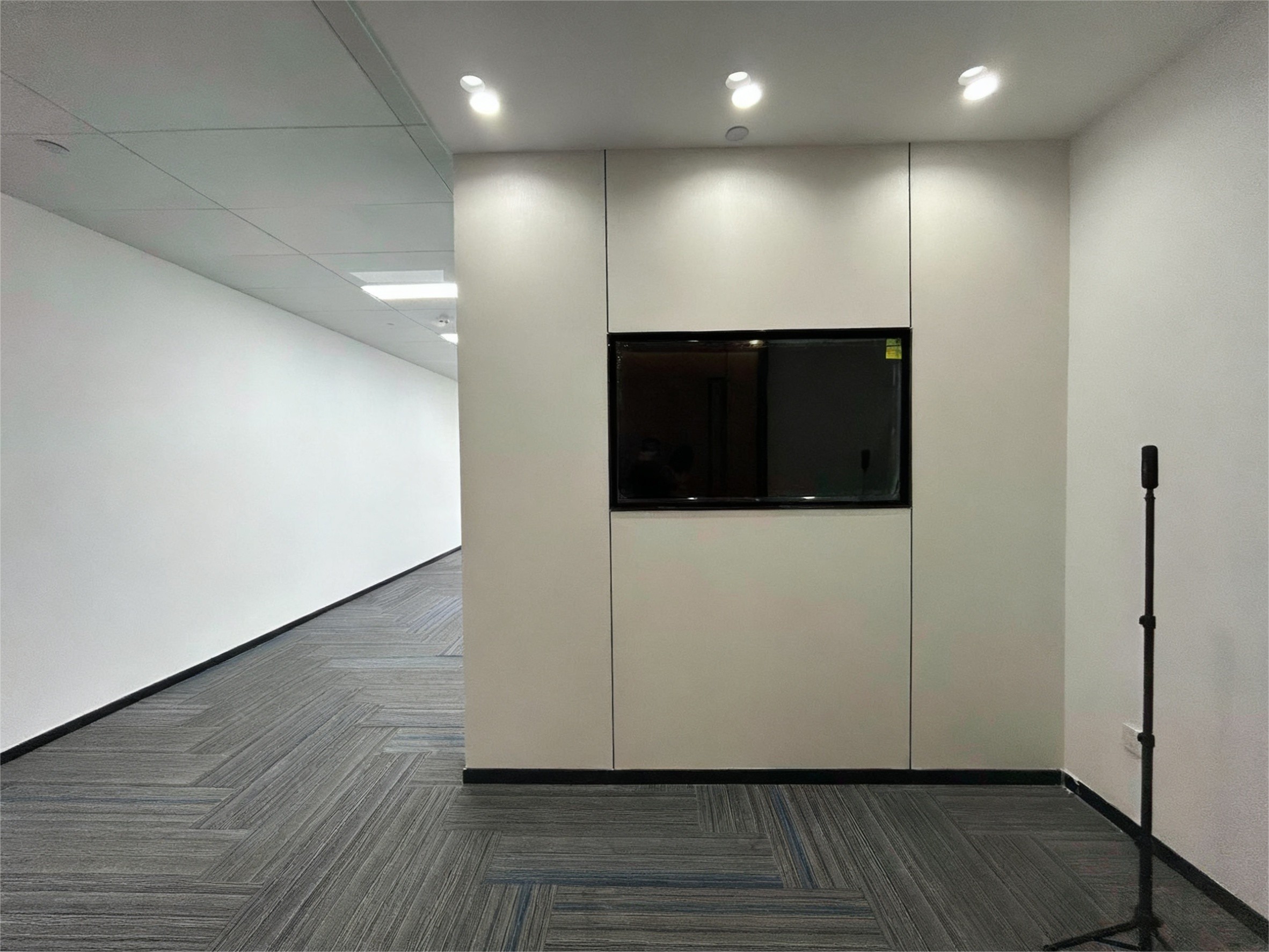 至泰商业广场写字楼图片325